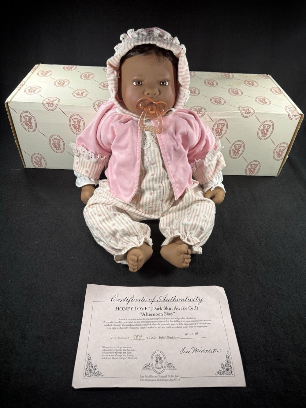 Original Lee Middleton HONEY LOVE AWAKE-GIRL collector's doll